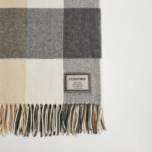 Classic Check Lambswool Throw - Foxford