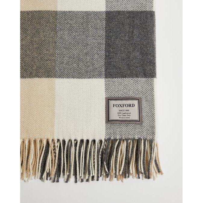 Classic Check Lambswool Throw - Foxford